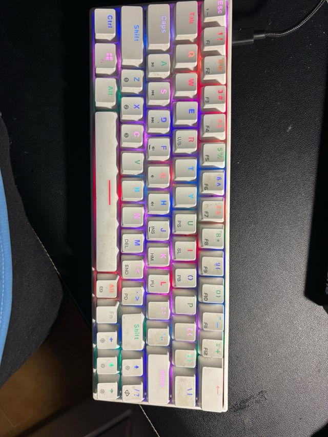 Tastiera meccanica bianca Dierya