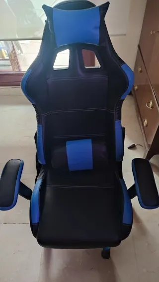 Silla Gaming Negra y Azul
