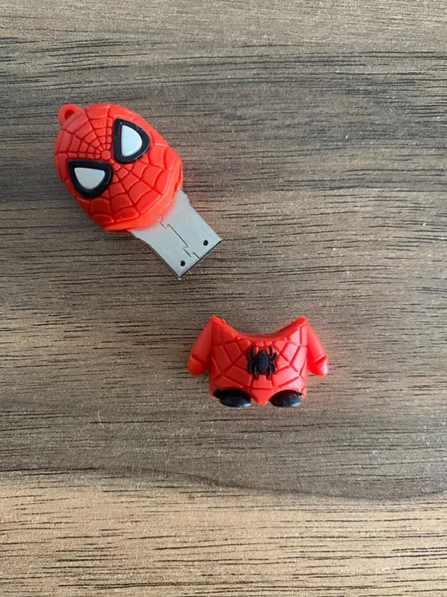 Pen Drive Spiderman 8GB USB - Nuevo