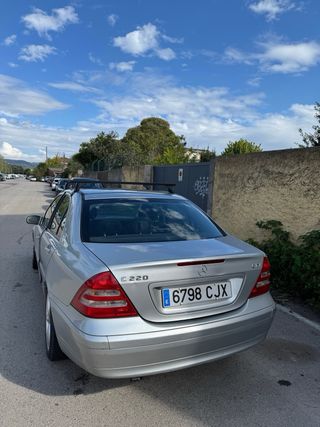 Mercedes-Benz Clase C 2003