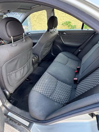 Mercedes-Benz Clase C 2003