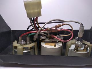Conjunto soporte 3 relojes clásicos VEGLIA