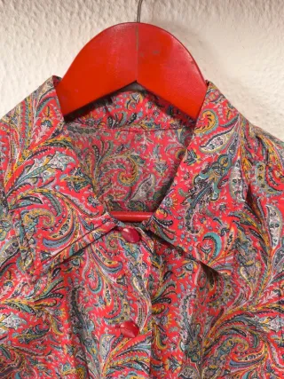 Camisa vintage sin mangas paisley