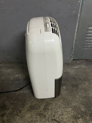Deshumidificador blanco