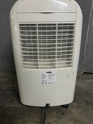 Deshumidificador blanco