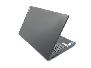 pc portatil lenovo v15 g3