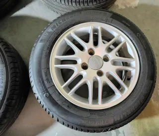4 Llantas con neumaticos 195/60 R15