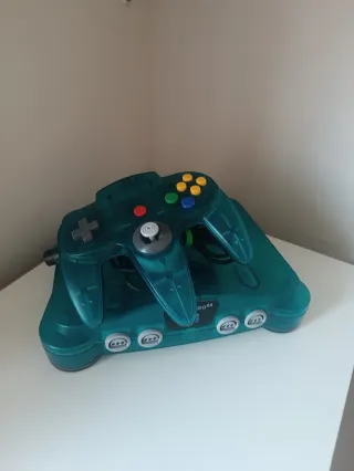 Nintendo 64. Impecable. Ice blue