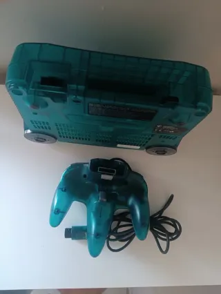 Nintendo 64. Impecable. Ice blue