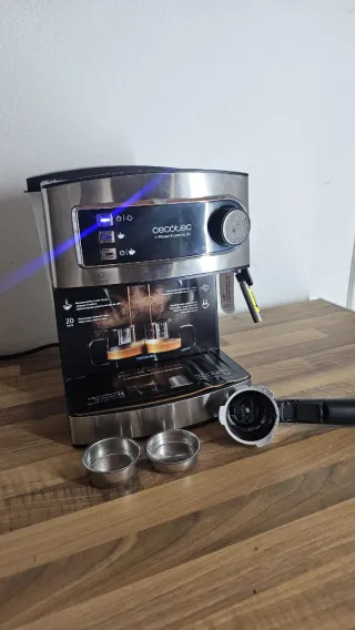 Cafetera Expreso Cecotec 20 Bares