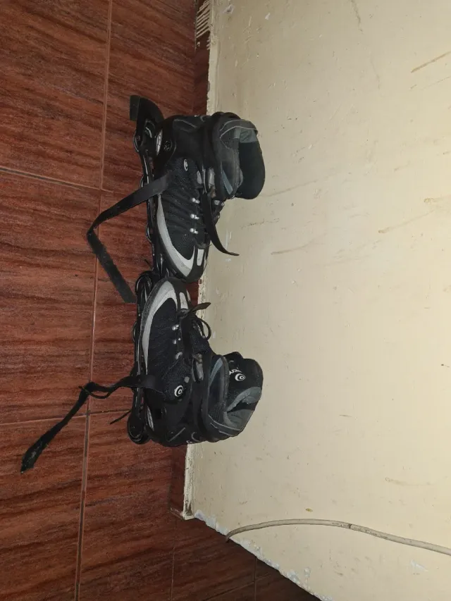 Patines en línea negros