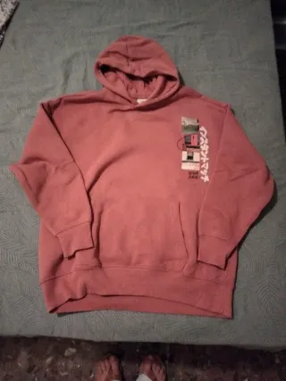 Sudadera color terracota con estampado japonés