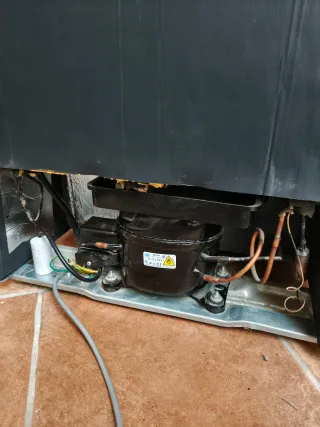 Nevera compacta Indesit A+ CLASS