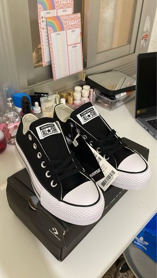 Converse plataforma negras talla 38