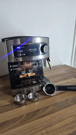 Cafetera Expreso Cecotec 20 Bares
