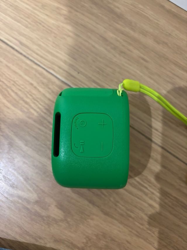 Altavoz Sony Verde Nuevo