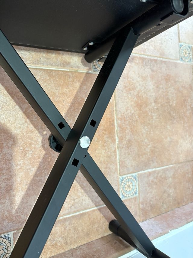 Banco de piano negro polipiel negro