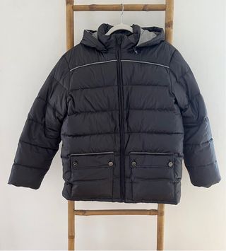 Abrigo de plumas para niño. Tizzas. Talla 16.