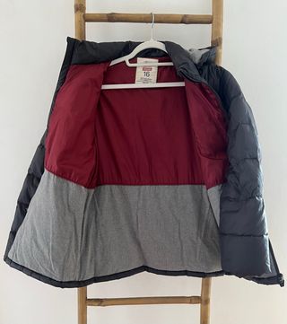 Abrigo de plumas para niño. Tizzas. Talla 16.