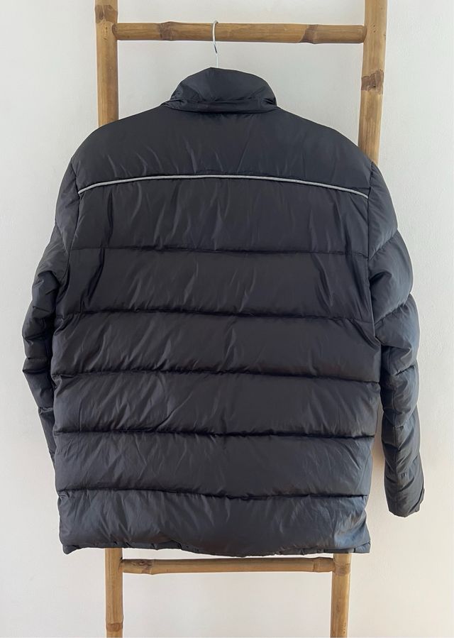 Abrigo de plumas para niño. Tizzas. Talla 16.