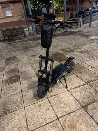 Patinete eléctrico potente