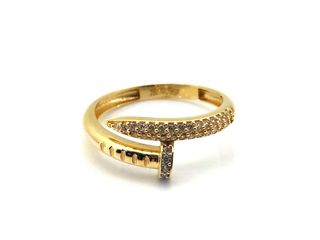 anillo oro 18k con piedra con circonita