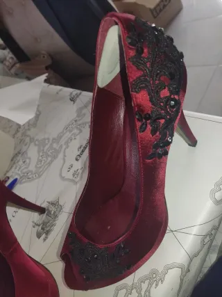 Zapatos de tacón Membur granate