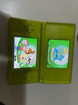 Nintendo DS con 3 juegos
