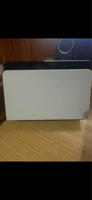 Nintendo Switch OLED bianco