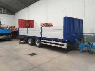 Remolque de 7m exterior con doble eje