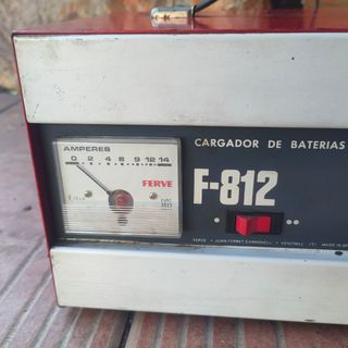 Cargador Batería Ferve F-812 12V/24V