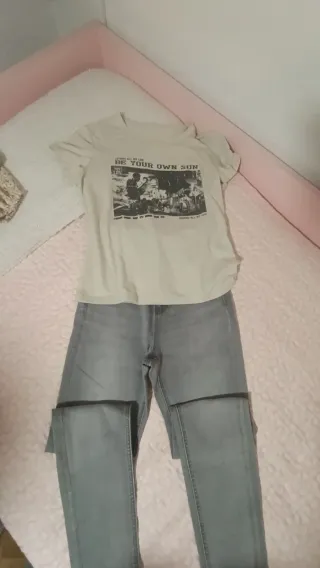 Pack vaqueros, camiseta, blusa y chaleco