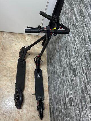 2 Patinetes Eléctricos Negros