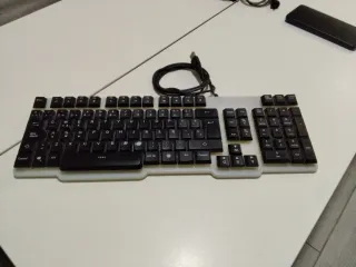 Teclado USB Negro y Blanco