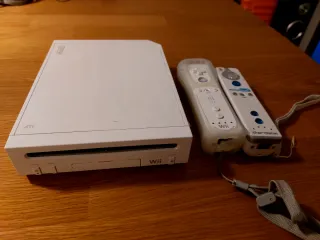 Consola Nintendo Wii Blanca + Mandos+ un juego