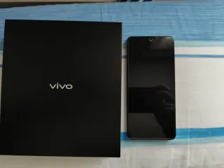Vivo V50 Lite 5G da 256 GB - NUOVO