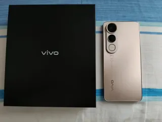 Vivo V50 Lite 5G da 256 GB - NUOVO