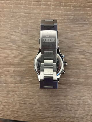Reloj Lotus Hombre Negro y Plateado