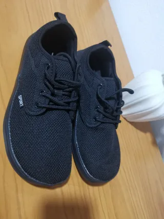 Zapatos negros deportivos talla 41