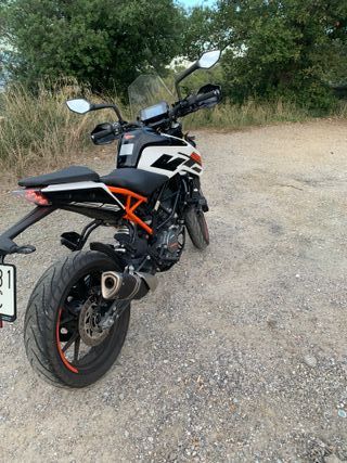 KTM Duke 125cc/Blanca