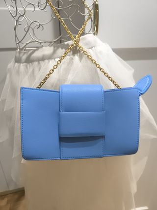 Bolso Bimba y Lola piel azul claro bandolera