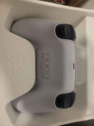 Mando Sony PS5 DualSense Blanco y Negro