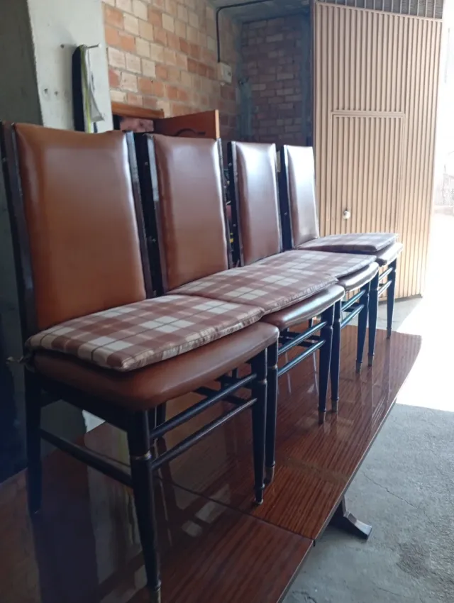 Juego de 5 sillas de comedor