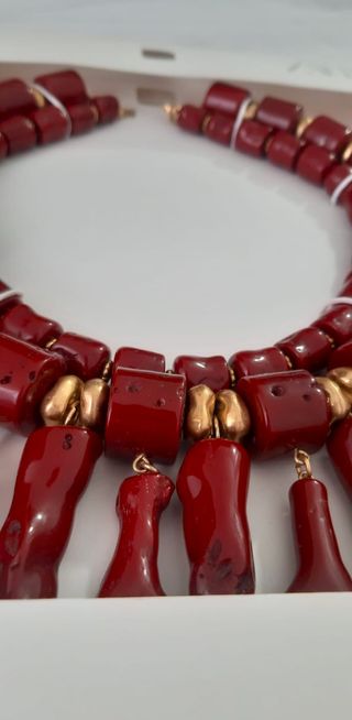 Collar doble. De ZARA. De esta temporada. Nuevo si