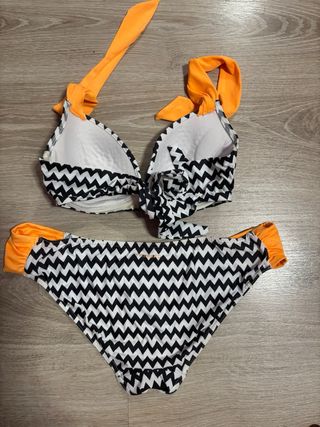 Bikini Zigzag Negro y Naranja