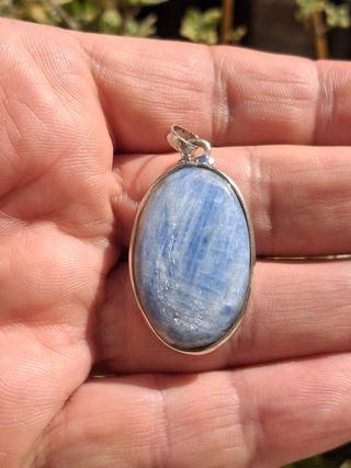 Colgante de Cianita en Plata de Ley