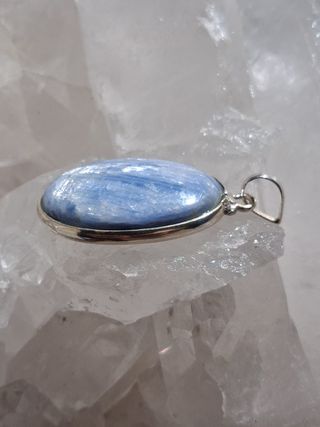 Colgante de Cianita en Plata de Ley