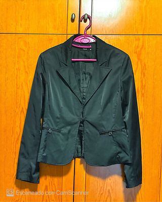 Blazer negra