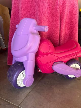 Moto infantil de plástico
