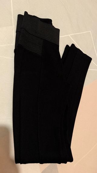 Leggings negros Bershka talla S